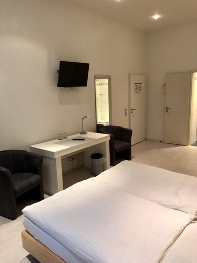 Bedroom 2, Hotel am Bahnhof, Städteregion Aachen
