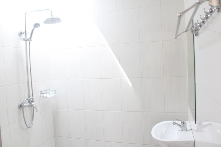 Bathroom 5