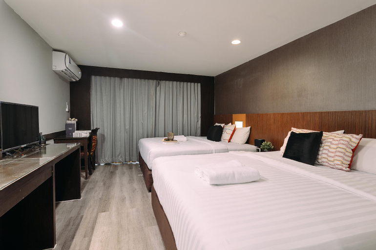 Bedroom 13