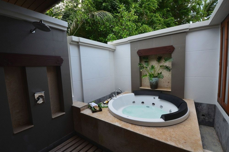Bedroom 4, Maehaad Bay Resort, Ko Phangan