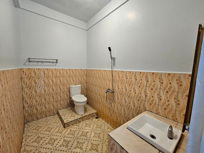 Bathroom 3