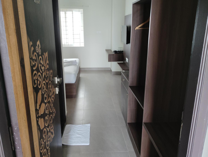 Others 4, Globus Hotel by Silicon Hearth, Bangalore