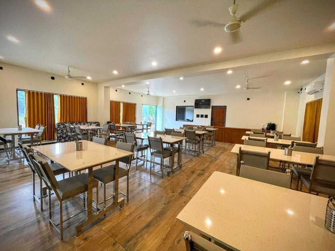 Food & Drinks 5, Gokul Resort, Gir Somnath