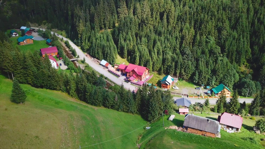 Others 4, Hotel Berloga-Sinevir, Mizhhirs'kyi