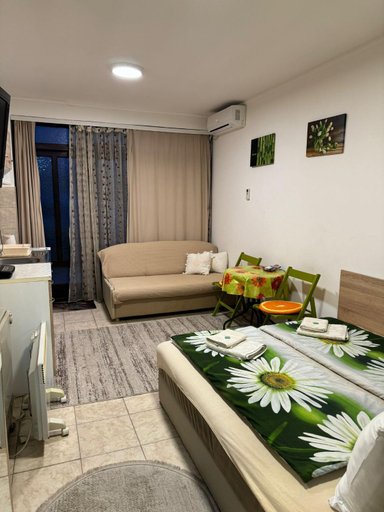 Others 4, Nela Apartmani, Niš