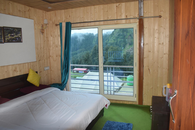 Bedroom 12