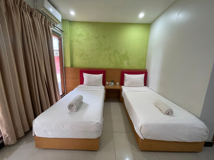 Bedroom 13