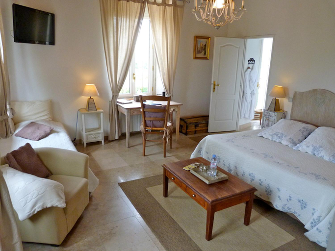 Bedroom 5, Domaine Du Manoir, Isère