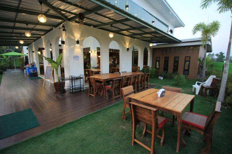 Food & Drinks 5, IP Plus Resort - Chanthaburi, Muang Chanthaburi