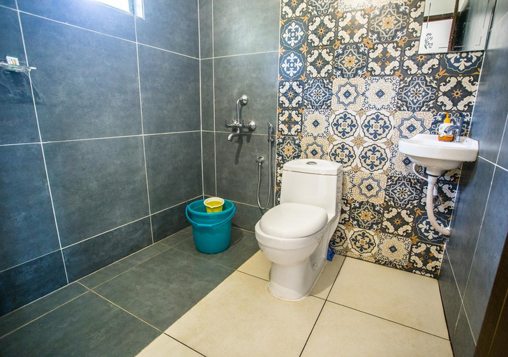 Bathroom 3, Ocean View Varkala by VOYE HOMES, Thiruvananthapuram