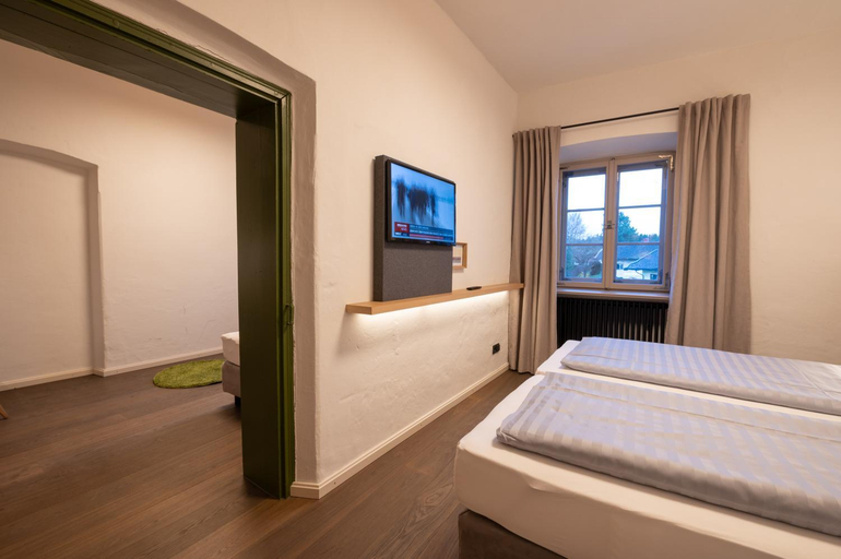 Bedroom 10