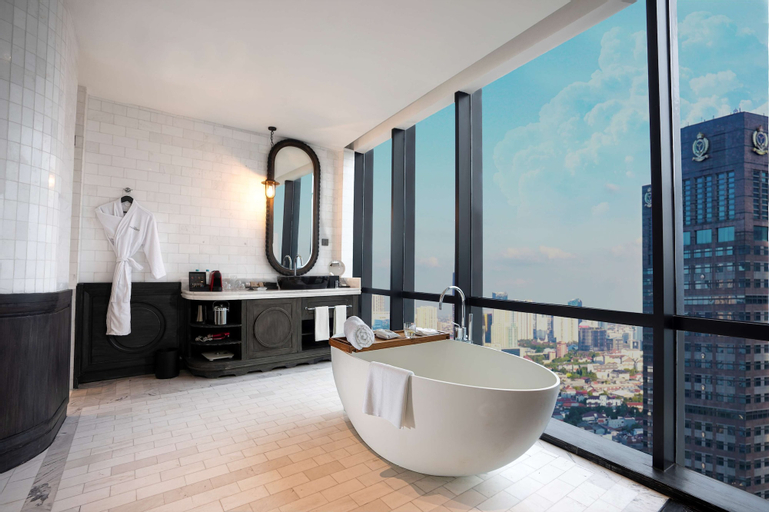 Bathroom 4