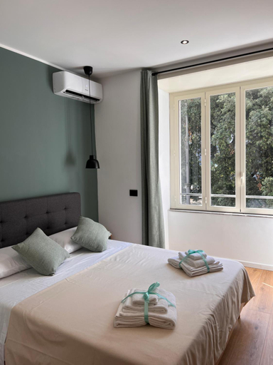 Others 3, Relais Cavour Napoli, Napoli