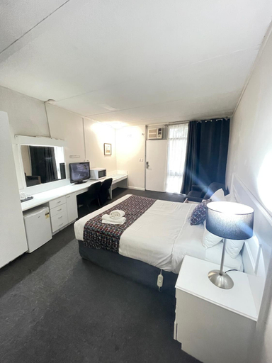 Bedroom 8