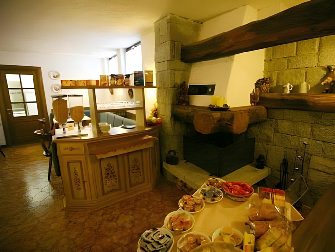 Food & Drinks 5, Garni BUCANEVE, Trento