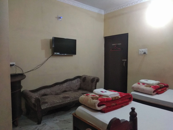 Bedroom 2, Hotel Chandrakala Regency, Dhanbad