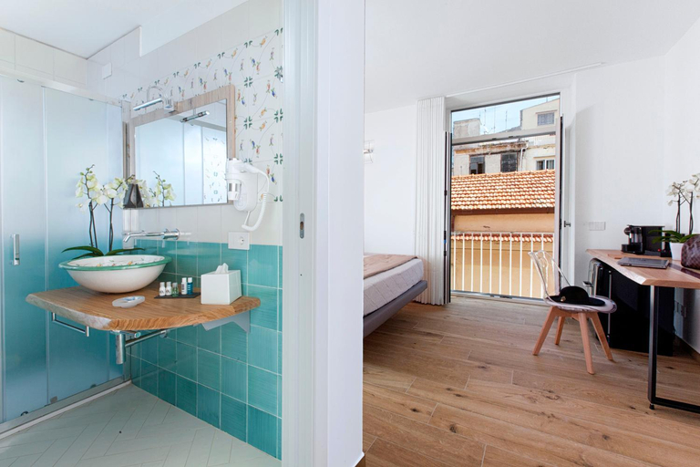 Bathroom 2, YourHome - Lidia Rooms & Suites, Napoli