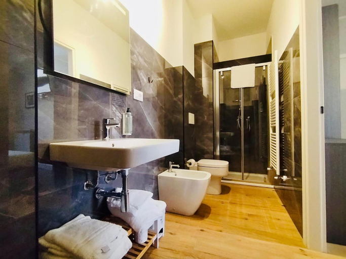 Bathroom 6