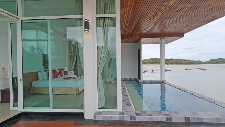 Swimming Pool 2