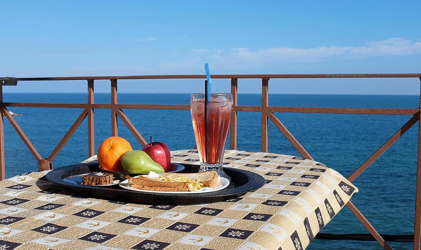 Food & Drinks 4, Hotel Pelagos Studios, Central Greece