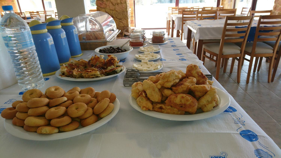 Food & Drinks 5, Porto Vistonis, East Macedonia and Thrace