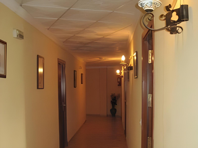 Others 4, Hotel Caballo Negro, Cádiz