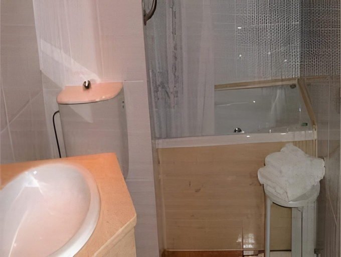 Bathroom 4, Hotel Iris La Eliana, Valencia