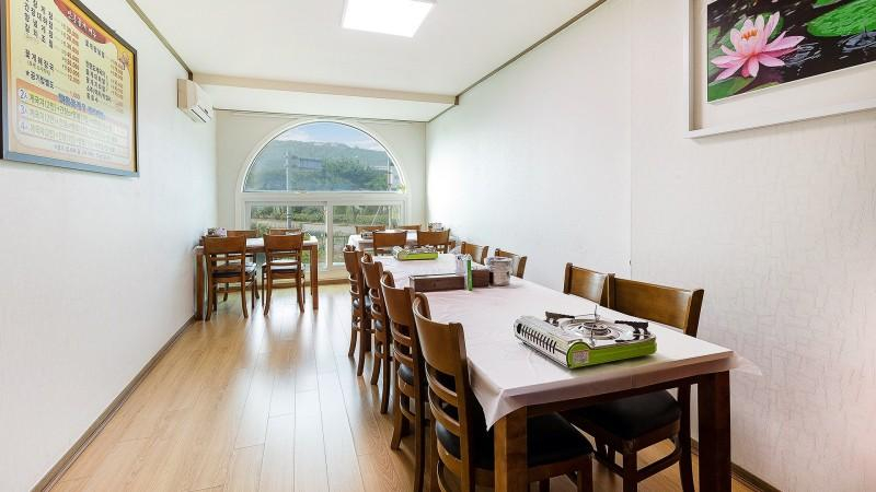 3, Taean (Anmyeondo) Titanic Pension, Taean