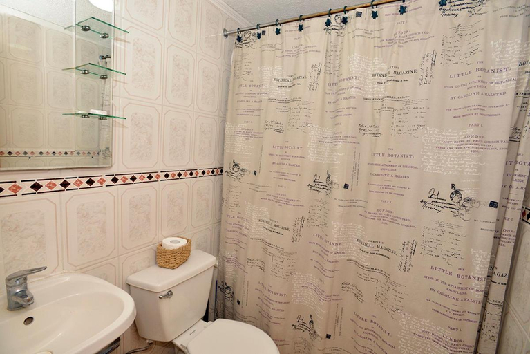 Bathroom, Las lomitas de Guayacan, Cabanas y Spa, Cordillera