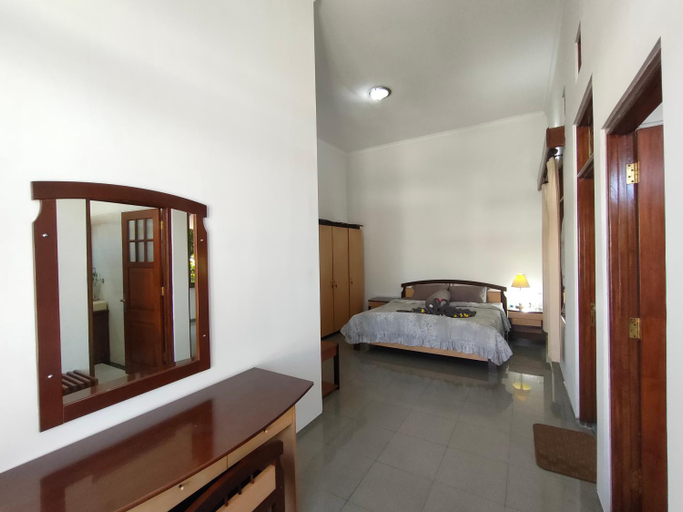 Bedroom 27