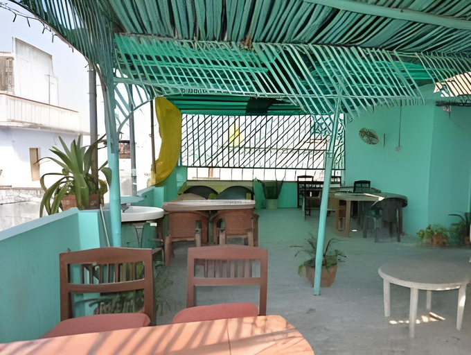 Food & Drinks, PG ON GANGES, Varanasi