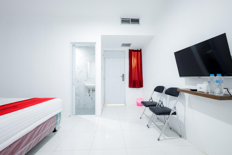 Bedroom 12