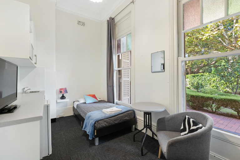 Bedroom 6