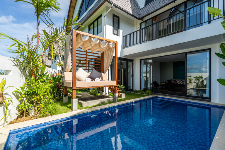 Swimming Pool 8