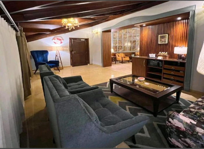Others 2, Hotel Mount View, Chamba