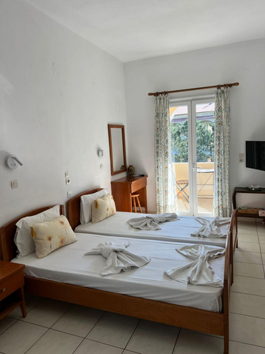 Bedroom 2, Lithino Apartments · 5min From the Beach, Ionian Islands