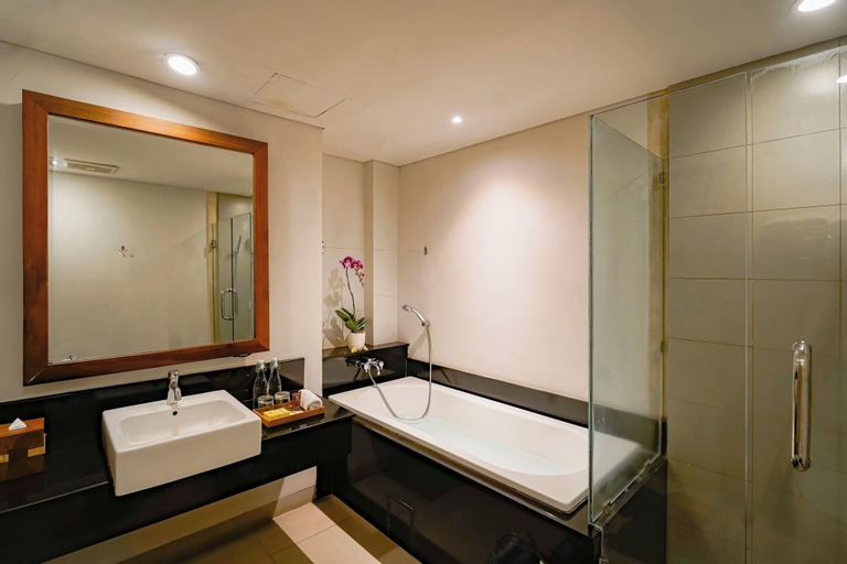 Bathroom 20