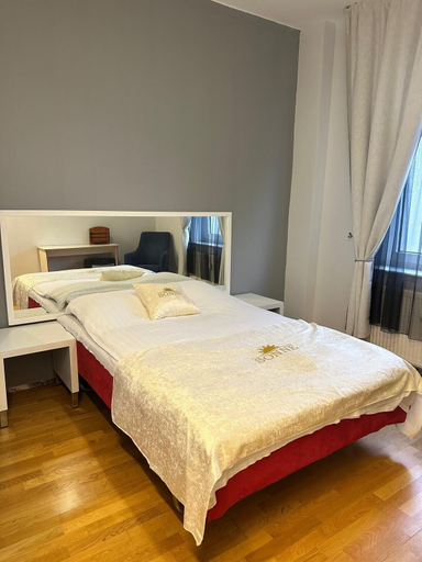 Bedroom 3, Sonne Hotel, Herne