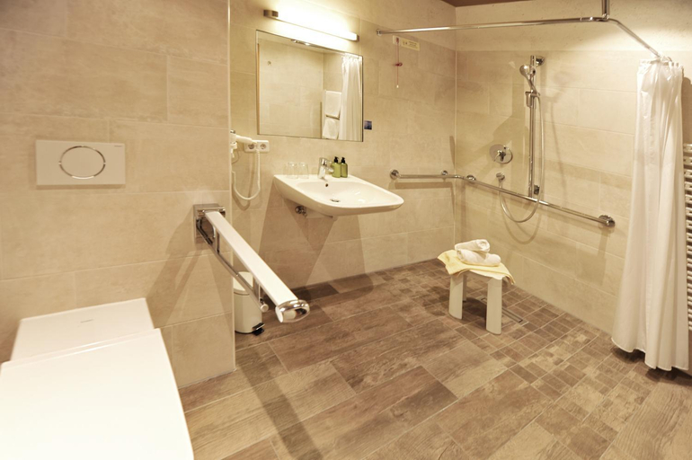 Bathroom 3, Fischerwirt am See, Schwaz