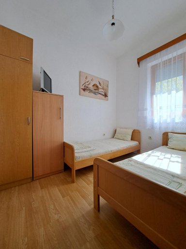 Shared lounge/TV area, Gjorgji Apartments 68a