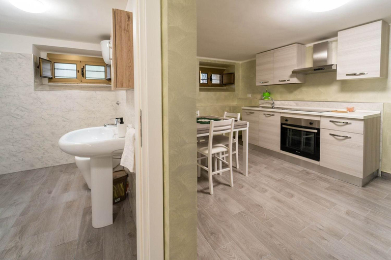 Others 4, B&B Sasso, Cosenza