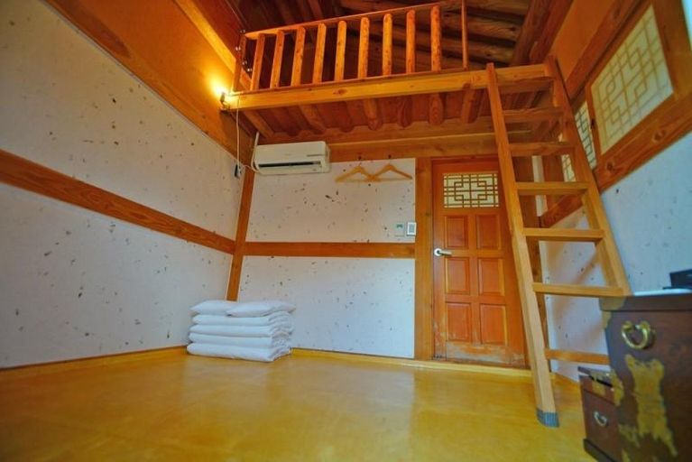 Bedroom 2, Jeonju Hanok Old House Village, Jeonju