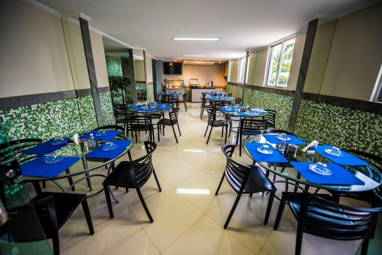 Food & Drinks 4, Cllin Premium Plaza, Muriaé