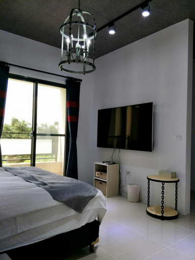 Others 5, Bella, Hualien