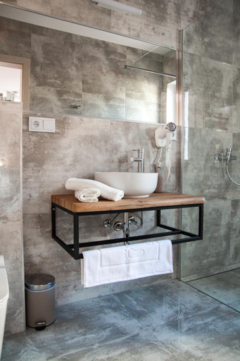 Bathroom 4, Apartament Osemka, Mrągowo