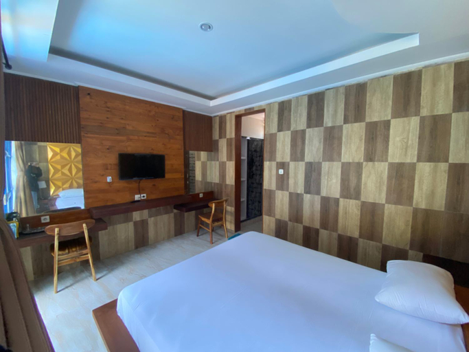 Bedroom 8