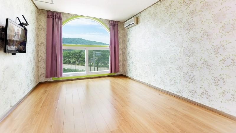 5, Taean (Anmyeondo) Titanic Pension, Taean