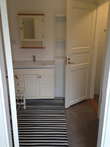 Bathroom, Gripenbergs Gardsbutik, Mjölby