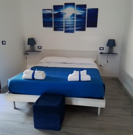 Others 5, B&B Ospedale Pescara, Pescara