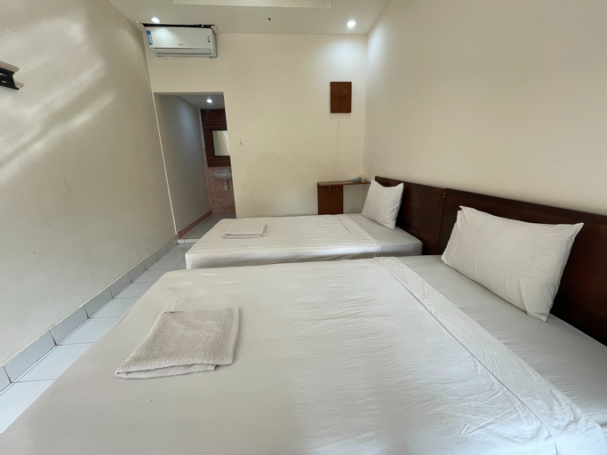 Bedroom 9